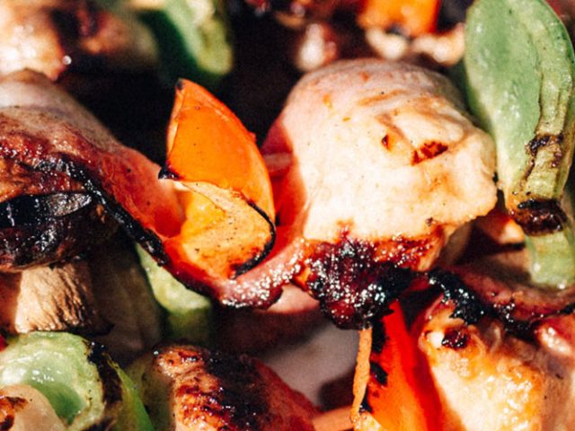 Sweet ’n Saucy Chicken Kabobs Recipe
