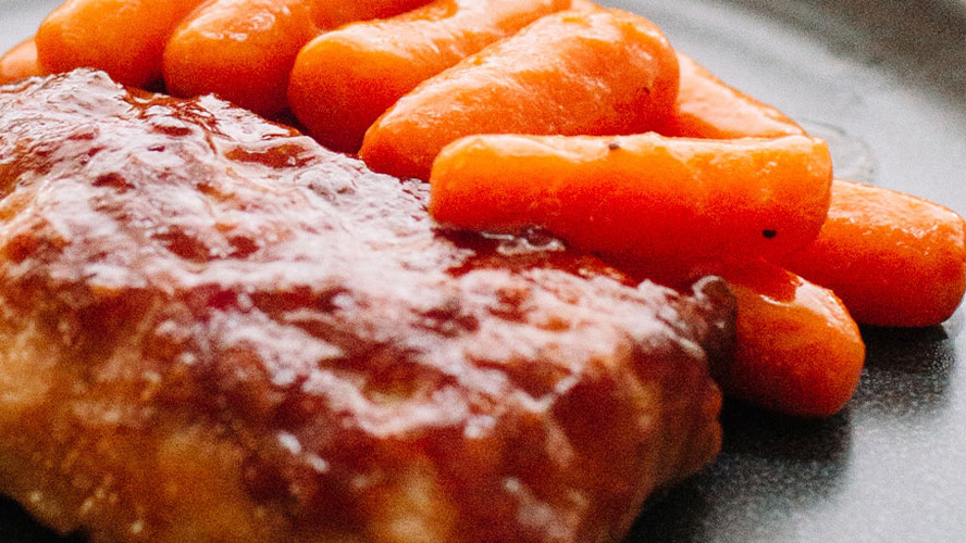Dorothy’s Cranberry Turkey with roasted carrots