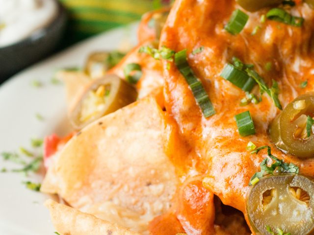 Dorothy Lynch Chicken Enchilada Nachos Recipe